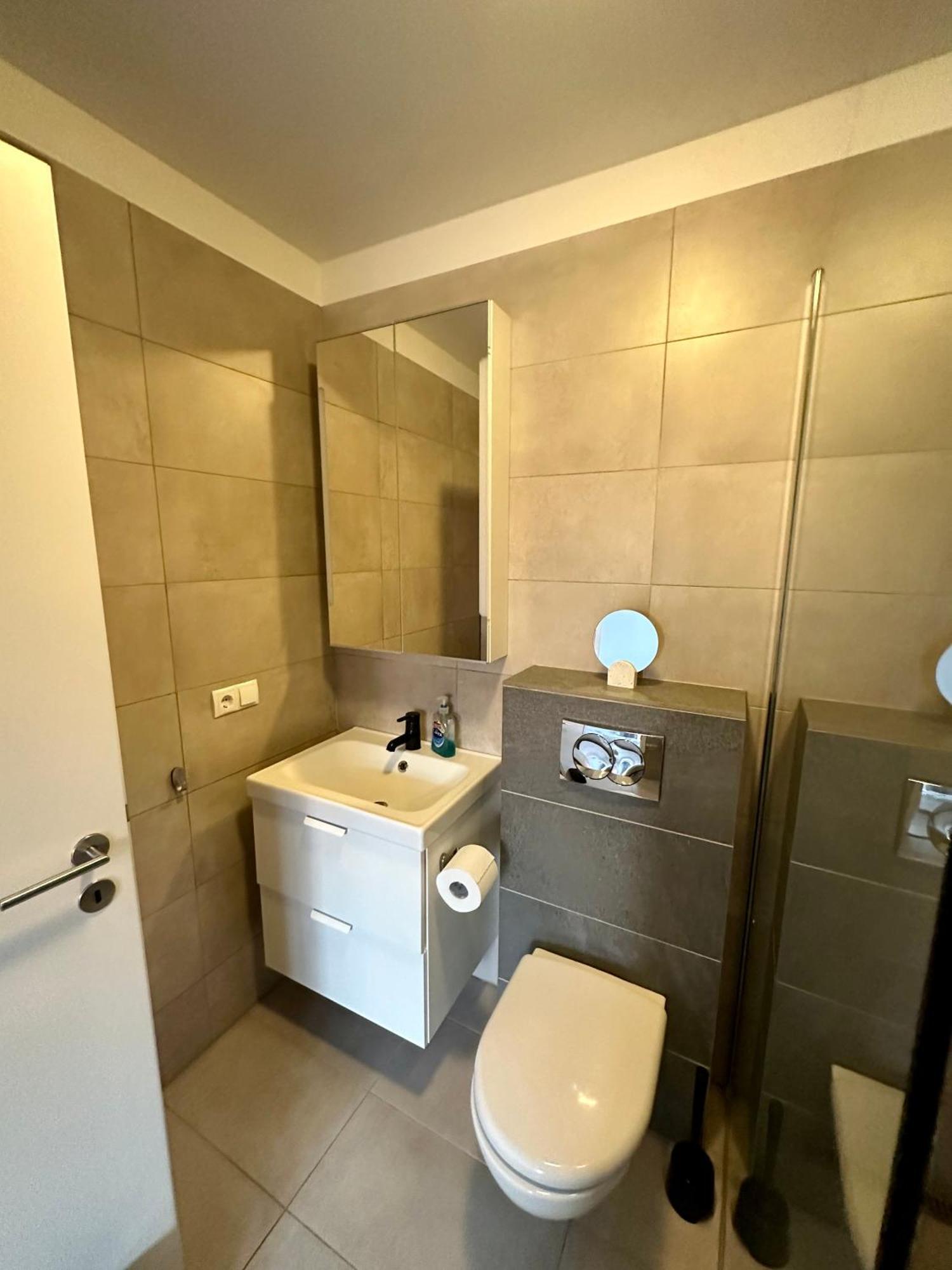 Charming 1-Bedroom Condo With Stunning View Reykjavík Kültér fotó