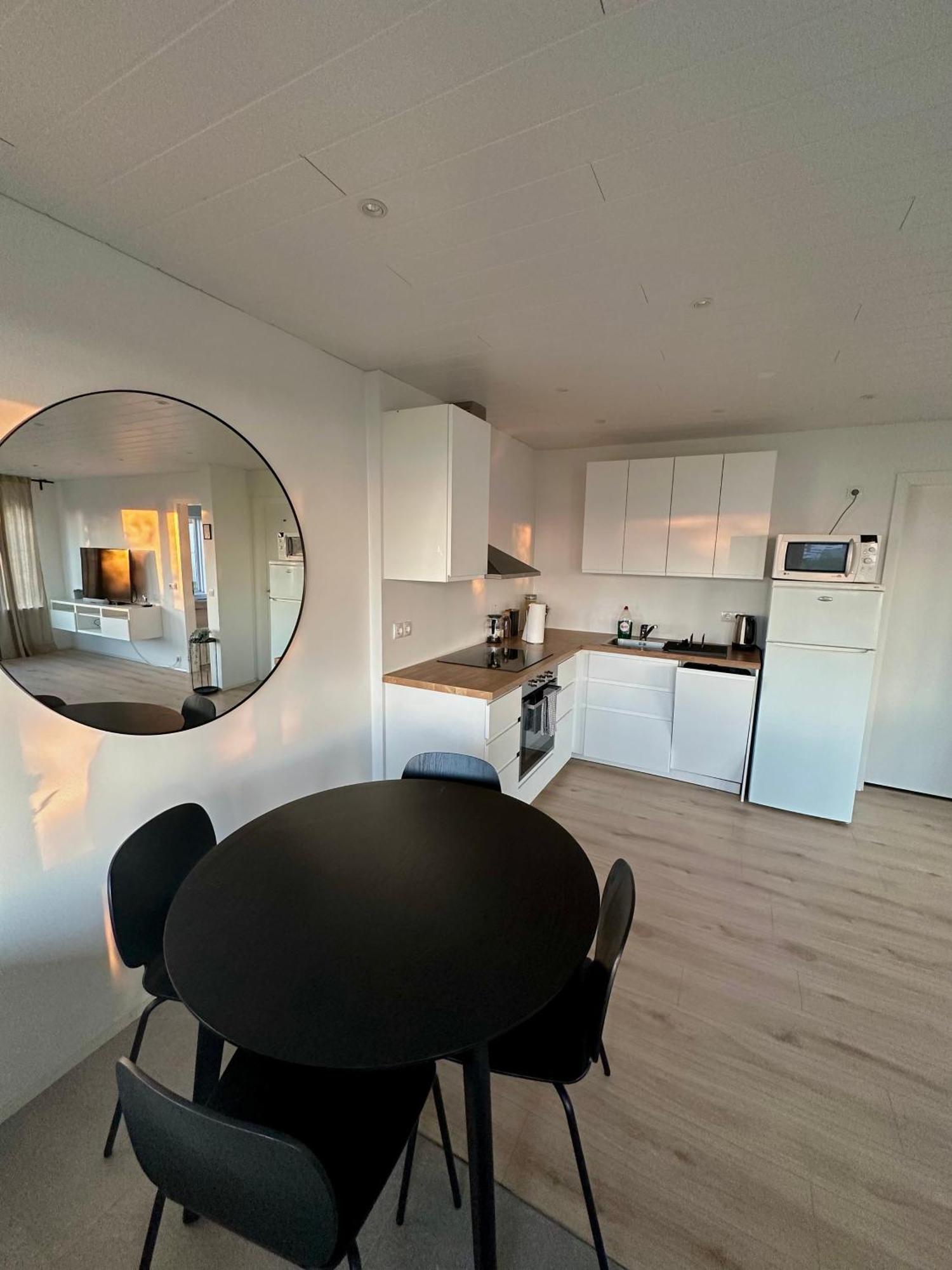 Charming 1-Bedroom Condo With Stunning View Reykjavík Kültér fotó